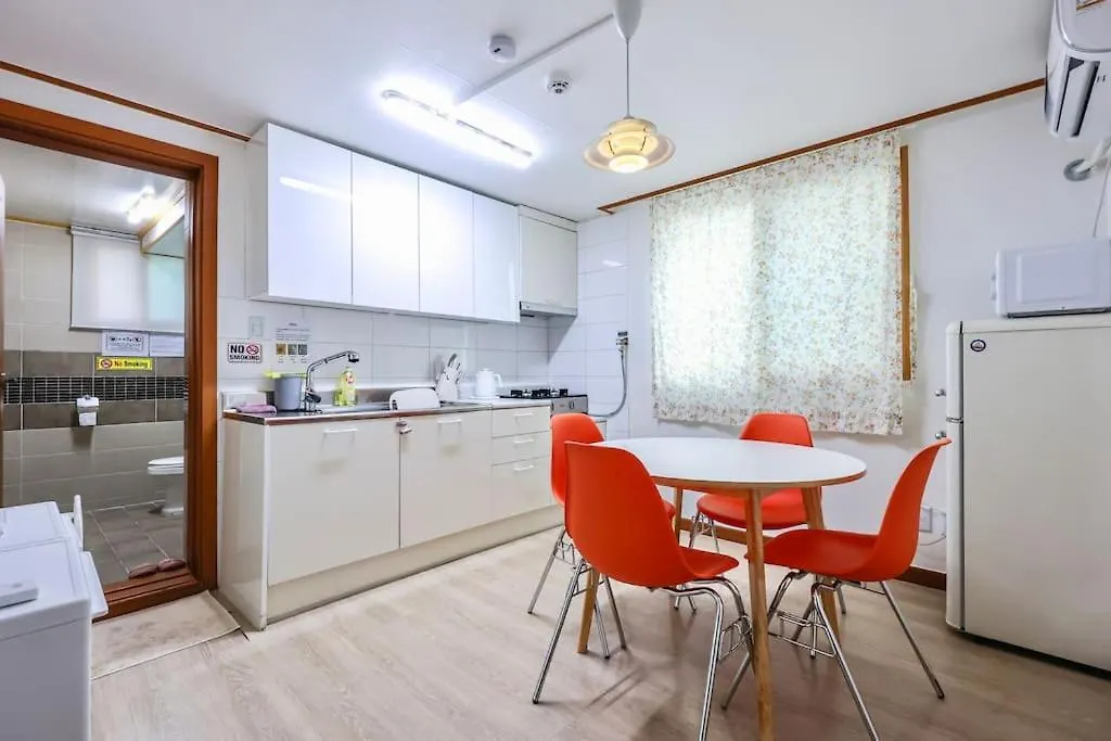 서울특별시 Cozy And Comfy House/ Hongik St. Exit 2 10Min 빌라 펜션