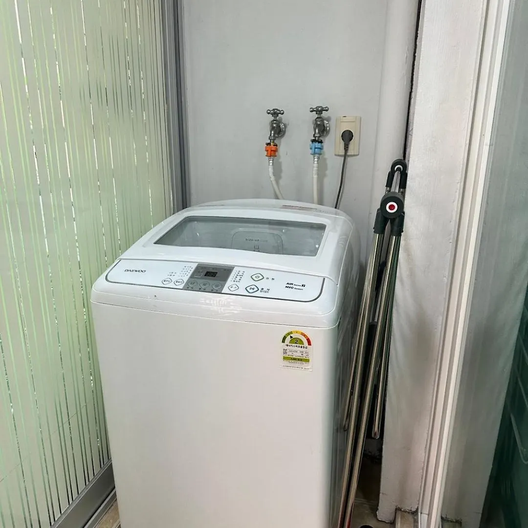 서울특별시 Cozy And Comfy House/ Hongik St. Exit 2 10Min 빌라 0*,  대한민국